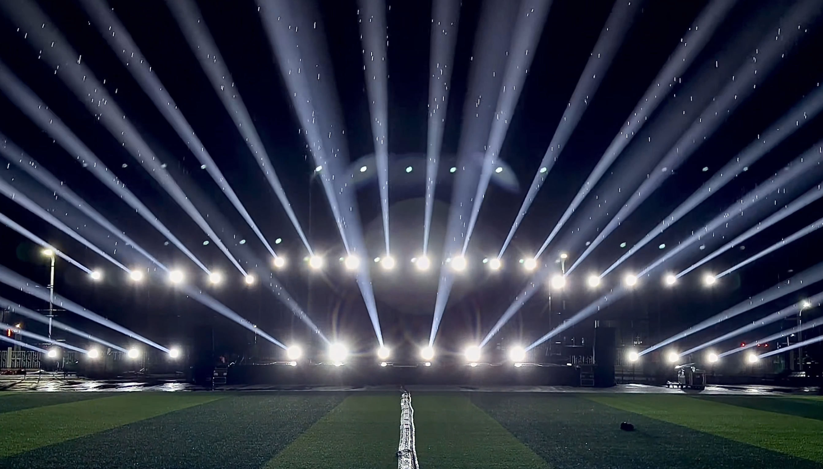 Lighting beam effects